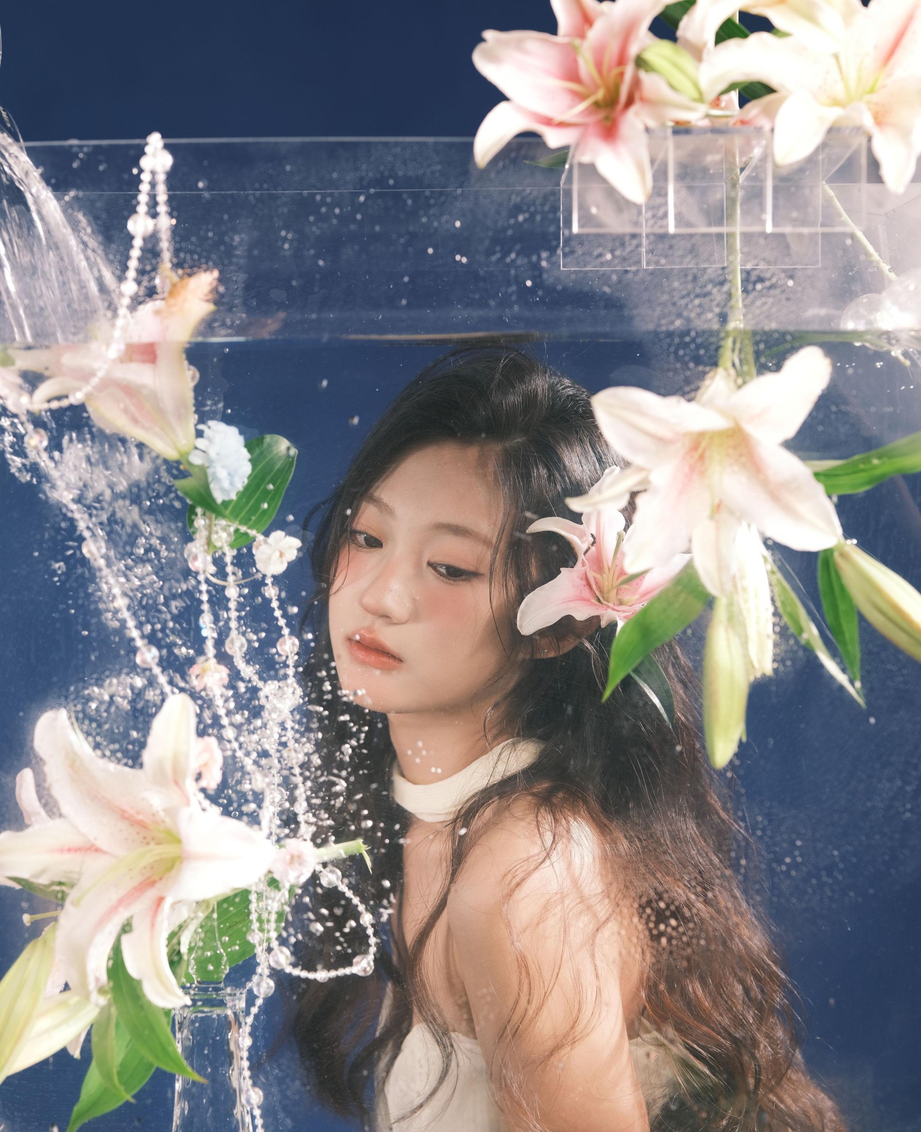 鲨鱼牙 – 《水中花梦》[15P] 插图2